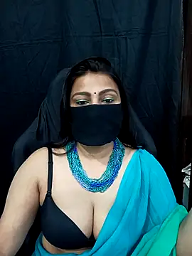 Snapshot of nakedqueen4u chatting on 10-06-25, 06:27 nakedqueen4u online show from 10-06-25, 06:27