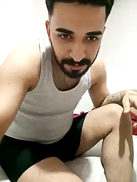 Snapshot of mehmets27 chatting on 10-05-25, 12:09 mehmets27 online show from 10-05-25, 12:09