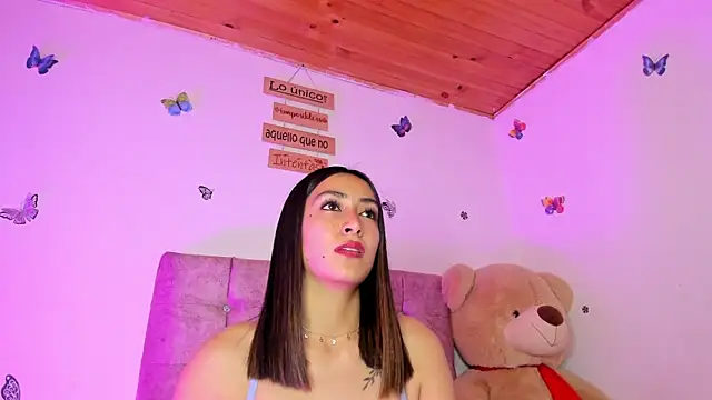 Lia Roses3x online show from 05-16-26, 02:19