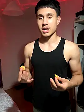 adgymwear1 online show from 10-03-25, 07:11