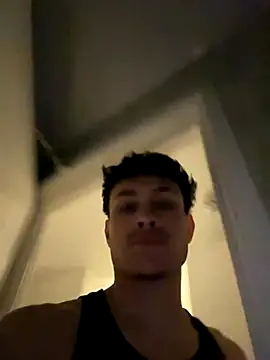 adgymwear1 online show from 10-04-25, 07:12