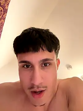 adgymwear1 online show from 10-17-25, 07:27