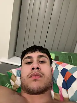 adgymwear1 online show from 11-01-25, 08:11