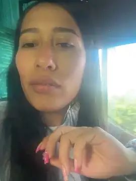 Amelia Rivas online show from 04-27-26, 06:50