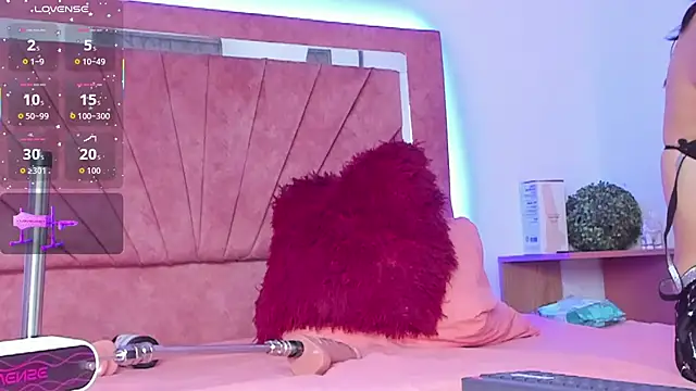 Snapshot of dark_lilithx chatting on 10-15-25, 08:31 dark lilithx online show from 10-15-25, 08:31