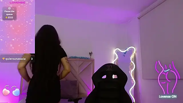 Ixchel tay online show from 10-17-25, 03:10