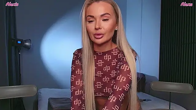 Snapshot of AlexisGraysX chatting on 10-03-25, 09:12 AlexisGraysX online show from 10-03-25, 09:12