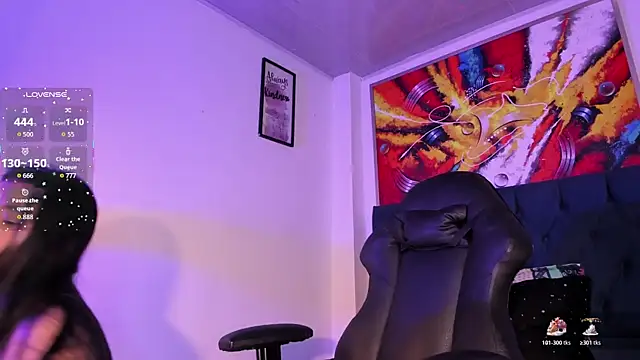 violet blaze online show from 11-22-25, 10:03