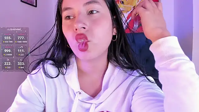 violet blaze online show from 11-25-25, 10:26