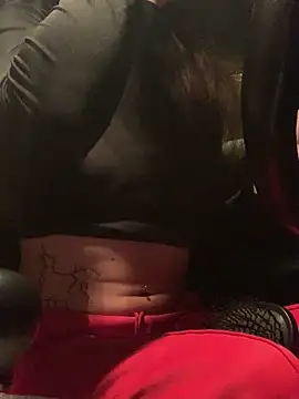 GoldenPussy1329 online show from 10-24-25, 06:59