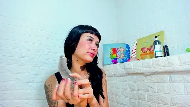 MelanyHarrysHH online show from 10-13-25, 05:18