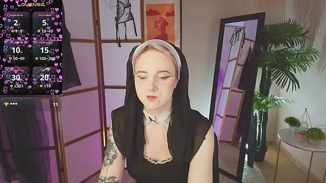 luna son online show from 09-28-25, 10:26