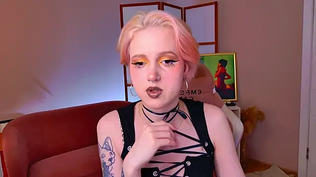 luna son online show from 11-08-25, 09:24