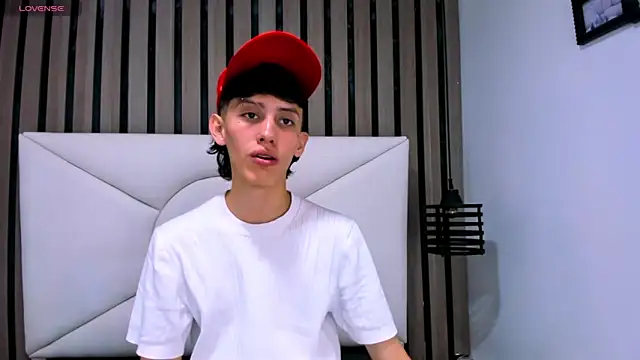 thaigo twink38 online show from 04-27-26, 03:59