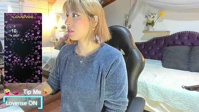 sophialyh 1 online show from 02-20-26, 01:11