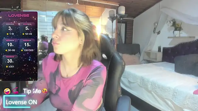 sophialyh 1 online show from 04-27-26, 01:09