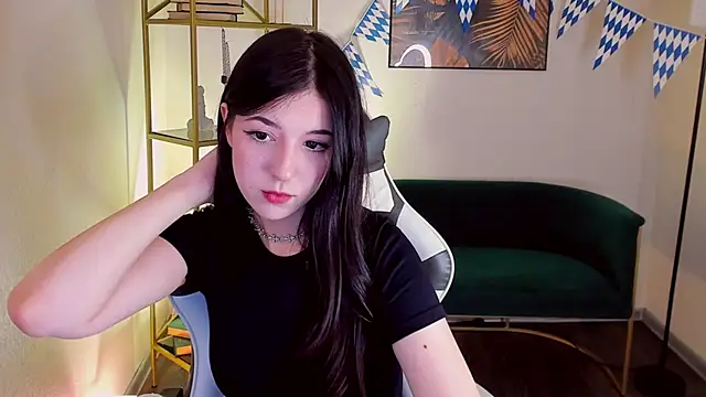 Snapshot of Azaliya_Haze chatting on 09-27-25, 10:31 Azaliya Haze online show from 09-27-25, 10:31