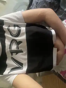 Snapshot of Beautiful661 chatting on 10-20-25, 06:58 Beautiful661 online show from 10-20-25, 06:58