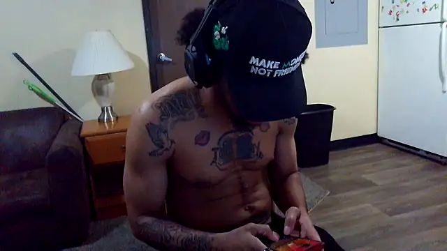 thefreakscomeoutatnight online show from 04-25-26, 07:00