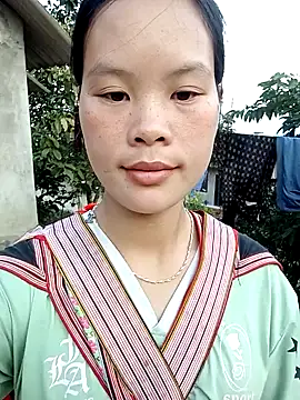 Tuelam xx online show from 10-28-25, 09:46