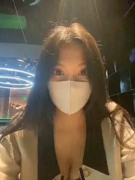 xiaojiu-6 online show from 10-21-25, 05:30