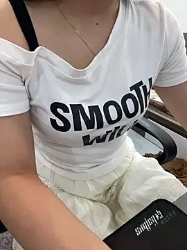 lee ly online show from 04-04-26, 06:55