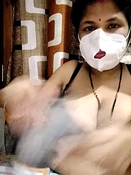 Snapshot of Hot__bhabhi_99 chatting on 10-25-25, 10:12 Hot bhabhi 99 online show from 10-25-25, 10:12