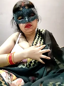 Snapshot of Hot__bhabhi_99 chatting on 11-30-25, 09:13 Hot bhabhi 99 online show from 11-30-25, 09:13