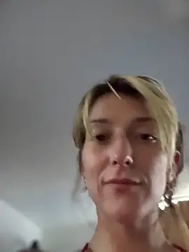 Snapshot of silentasachurchmouse chatting on 10-01-25, 03:40 silentasachurchmouse online show from 10-01-25, 03:40