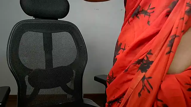 mooonlightbaby online show from 04-13-26, 04:45