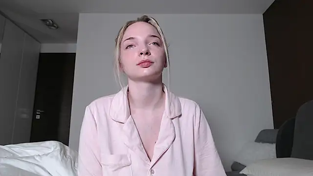 Snapshot of jessicahbelle chatting on 05-10-26, 12:27 jessicahbelle online show from 05-10-26, 12:27