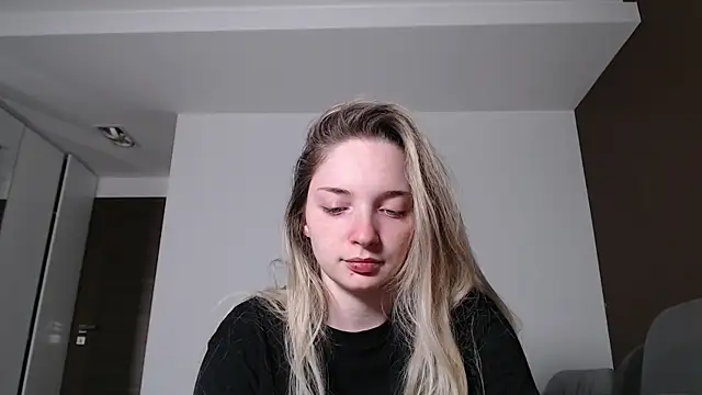 Snapshot of jessicahbelle chatting on 06-18-26, 11:42 jessicahbelle online show from 06-18-26, 11:42