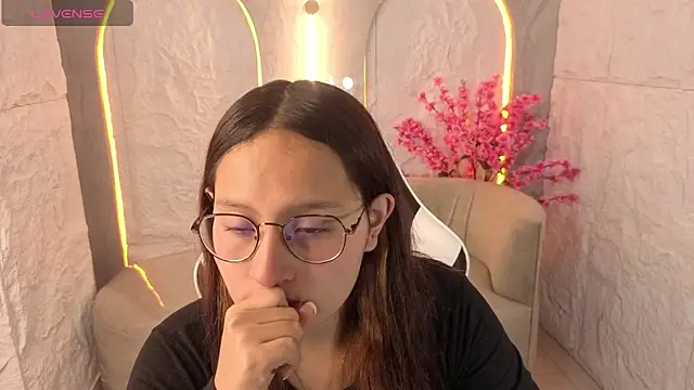 Nyx Tamy Tx  online show from 10-09-25, 01:09