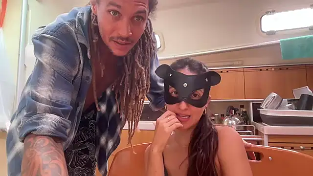 Snapshot of Monk_and_Mia chatting on 10-11-25, 10:47 Monk and Mia online show from 10-11-25, 10:47