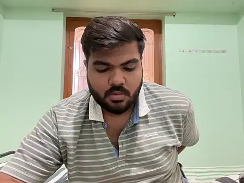 Snapshot of Romeo_Sam2 chatting on 10-15-25, 03:50 Romeo Sam2 online show from 10-15-25, 03:50