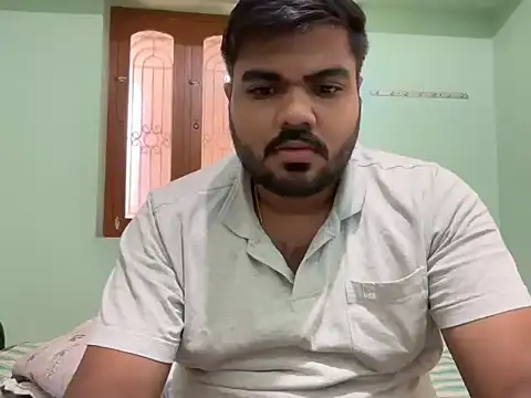 Snapshot of Romeo_Sam2 chatting on 10-31-25, 09:21 Romeo Sam2 online show from 10-31-25, 09:21