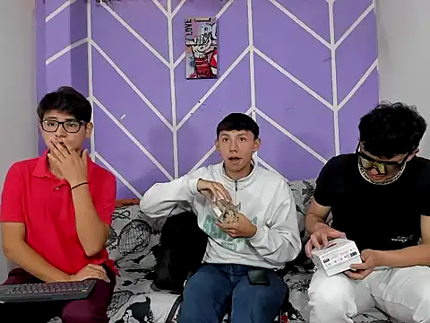 nexusboyhot online show from 12-04-25, 01:53