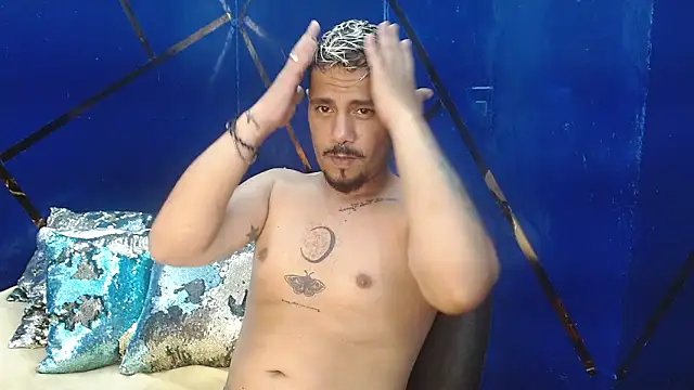 Snapshot of GSUS_PATRICK chatting on 10-07-25, 12:35 GSUS PATRICK online show from 10-07-25, 12:35