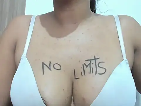 Valentinahot7 online show from 10-01-25, 09:15