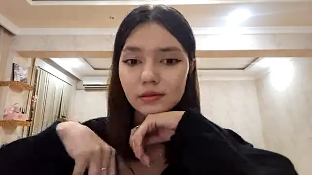 ImogeneMalinconico online show from 10-15-25, 07:25