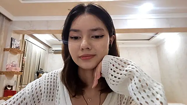 ImogeneMalinconico online show from 10-17-25, 07:16