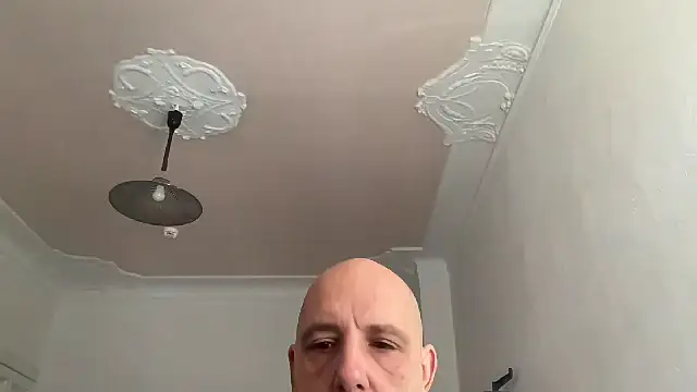 Snapshot of francescaloveher chatting on 09-28-25, 11:15 francescaloveher online show from 09-28-25, 11:15