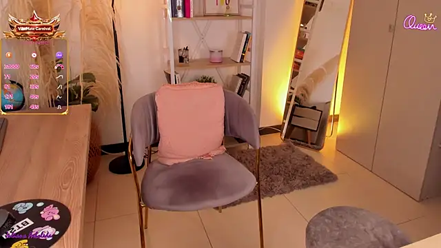 julianaarboleda online show from 07-28-26, 04:39