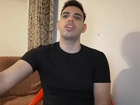 Snapshot of _Djonson_ chatting on 10-26-25, 04:18 Djonson online show from 10-26-25, 04:18