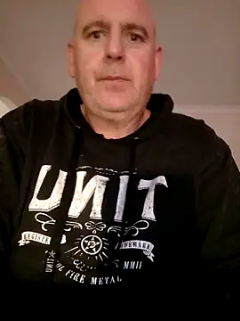 Snapshot of here2play_69 chatting on 09-28-25, 12:05 here2play 69 online show from 09-28-25, 12:05