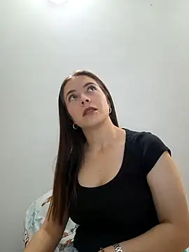 EmmaValencia  online show from 10-20-25, 03:01