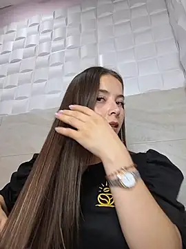 EmmaValencia  online show from 11-28-25, 10:01