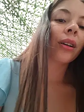 EmmaValencia  online show from 05-12-26, 07:55
