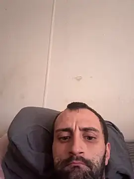 Snapshot of Thickerthanasnicker007 chatting on 10-15-25, 07:36 Thickerthanasnicker007 online show from 10-15-25, 07:36