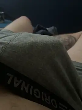 Snapshot of UnitedMap1 chatting on 10-22-25, 02:39 UnitedMap1 online show from 10-22-25, 02:39